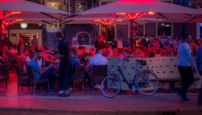 Terras Het eerste coronavonnis: een overwinning voor de huurder?